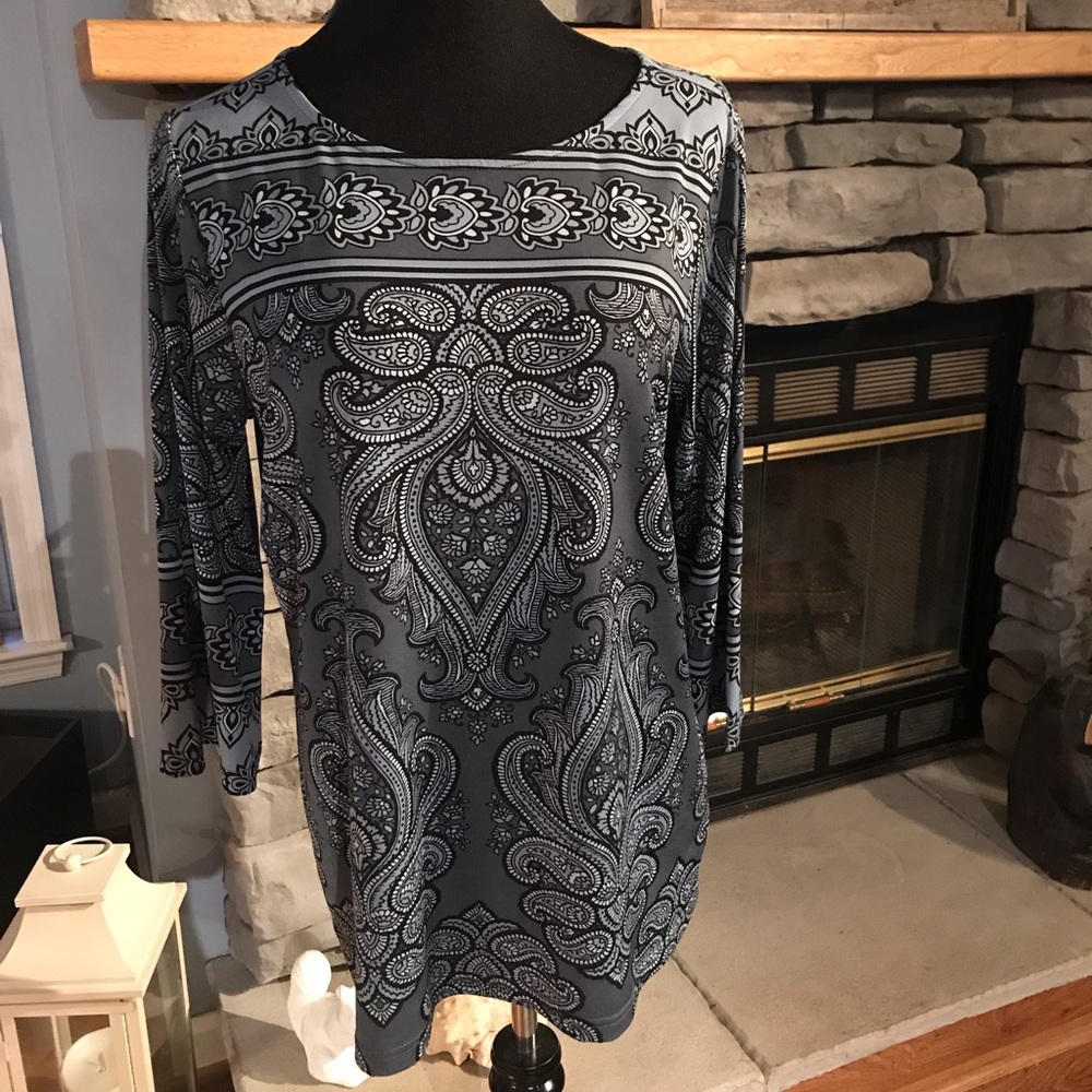 Bob Mackie 3/4 Sleeve Top size medium